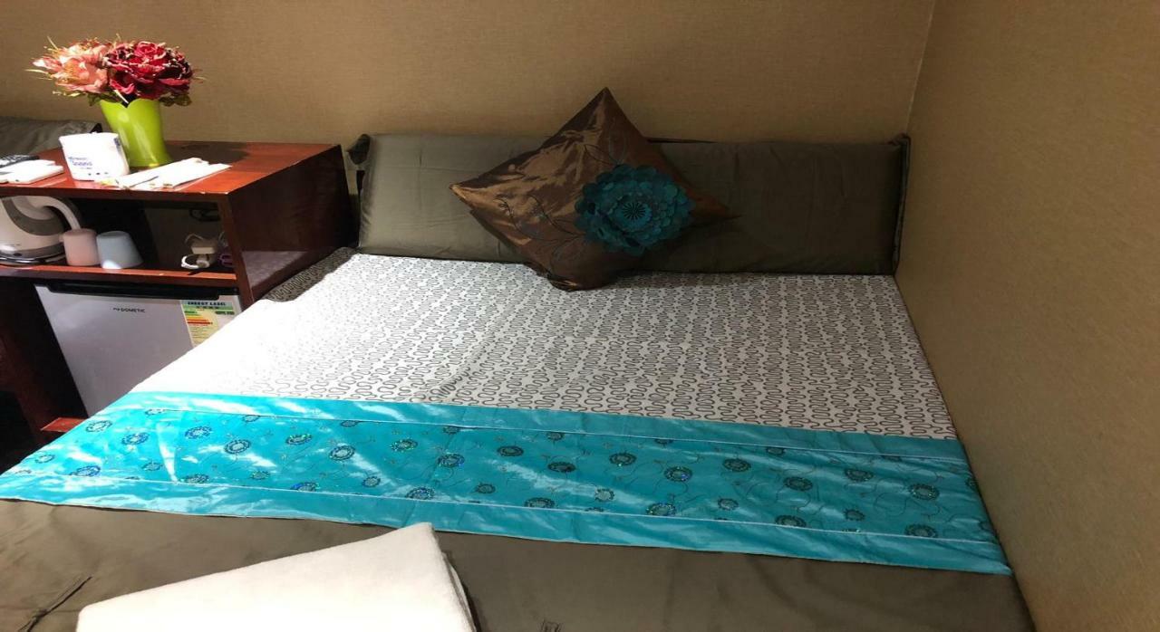 Rich Hostel ฮ่องกง ภายนอก รูปภาพ